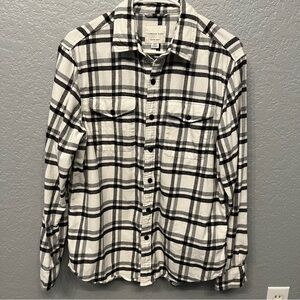 American Eagle Super Soft Flannel Black and White Plaid Shirt Men's M